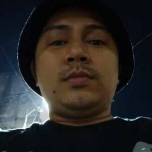 Profile photo of Lloyd Barlaan